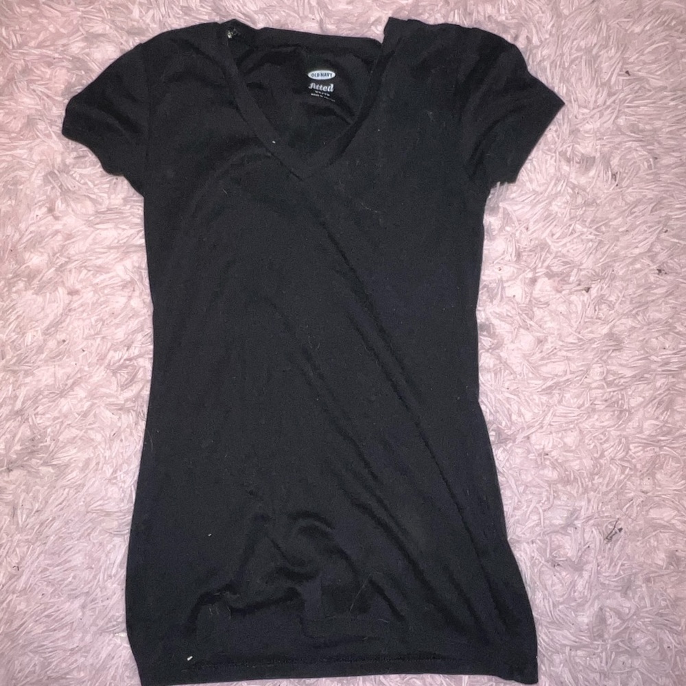 old navy plain black v neck shirt